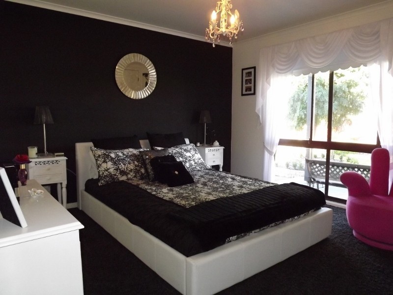 4 Koornalla Street, Newborough VIC 3825