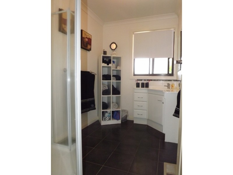 4 Koornalla Street, Newborough VIC 3825