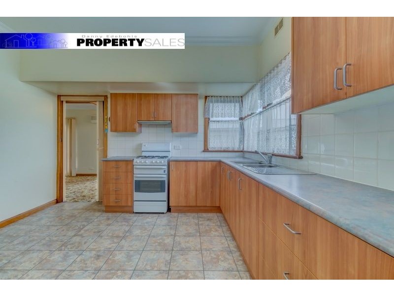 11 Tresswell Avenue, Newborough VIC 3825