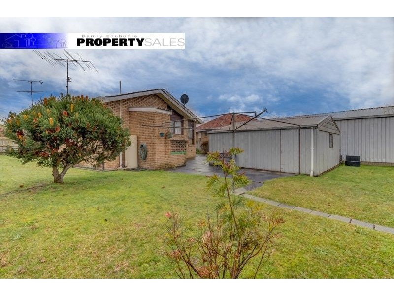 11 Tresswell Avenue, Newborough VIC 3825