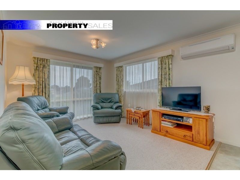 10 Varcoe Court, Newborough VIC 3825