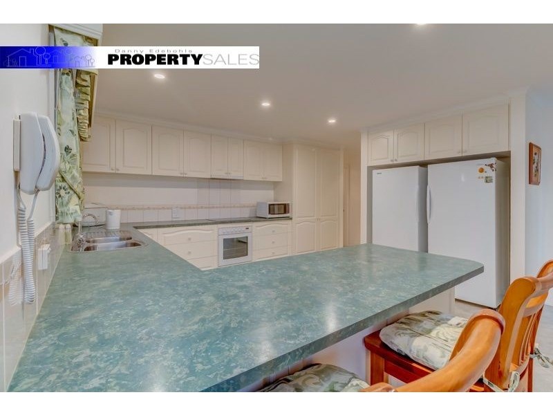 10 Varcoe Court, Newborough VIC 3825