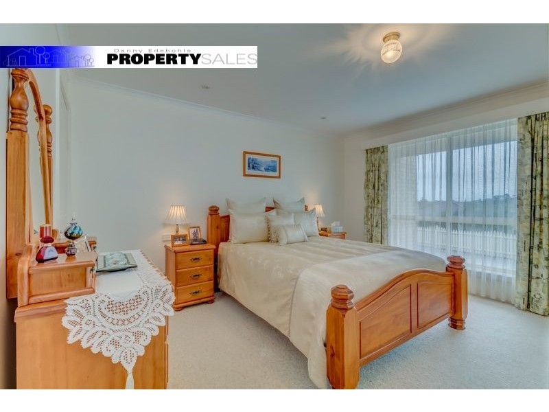 10 Varcoe Court, Newborough VIC 3825