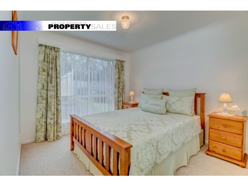 10 Varcoe Court, Newborough VIC 3825