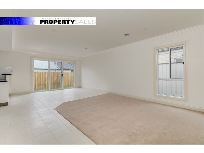 2/21 High Street, Moe VIC 3825