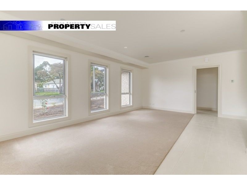 2/21 High Street, Moe VIC 3825