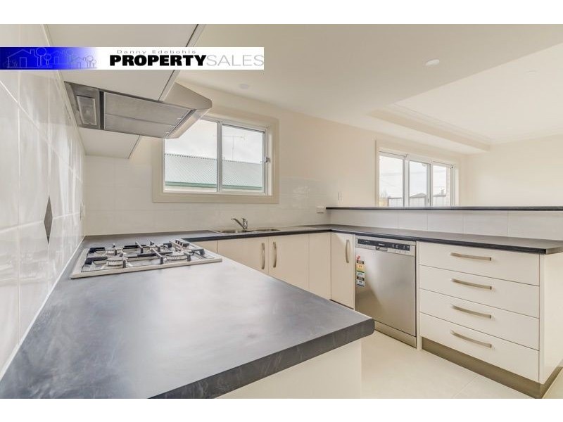 2/21 High Street, Moe VIC 3825