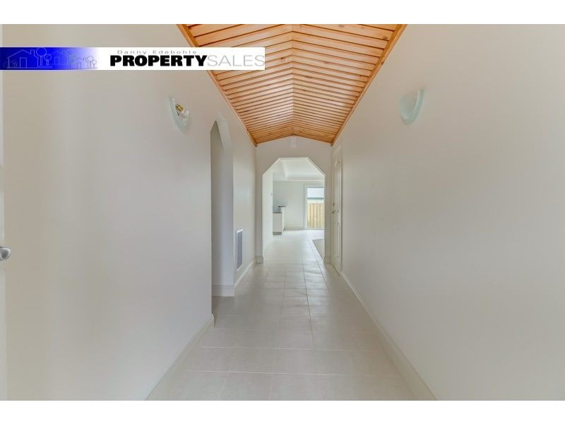 2/21 High Street, Moe VIC 3825