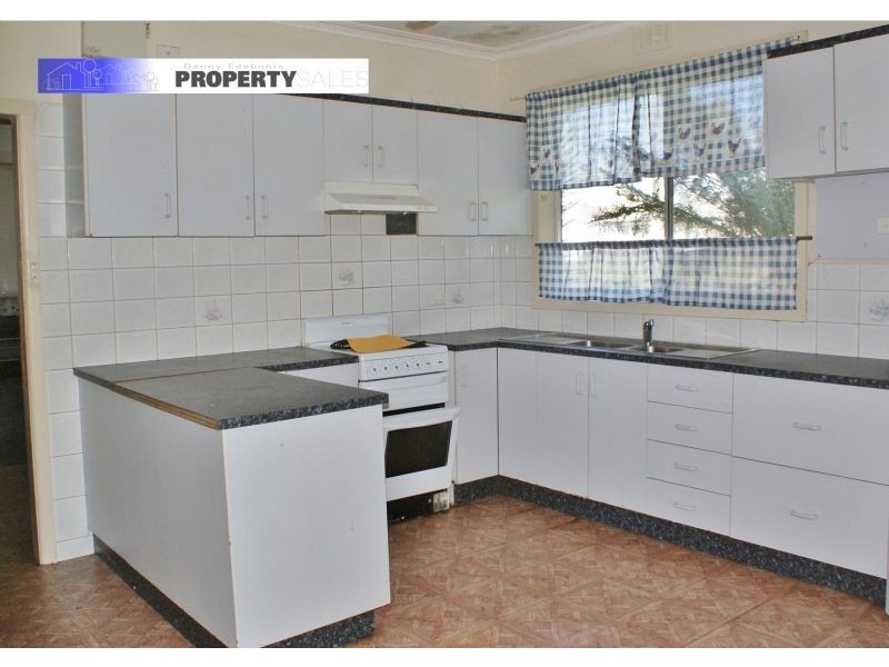 4 Truscott Road, Moe VIC 3825