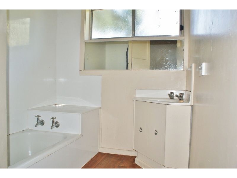 4 Truscott Road, Moe VIC 3825