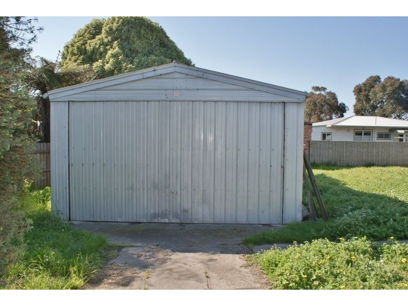 4 Truscott Road, Moe VIC 3825