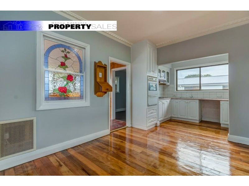 8 Old Sale Road, Moe VIC 3825