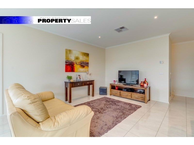 71 Watsons Road, Moe VIC 3825