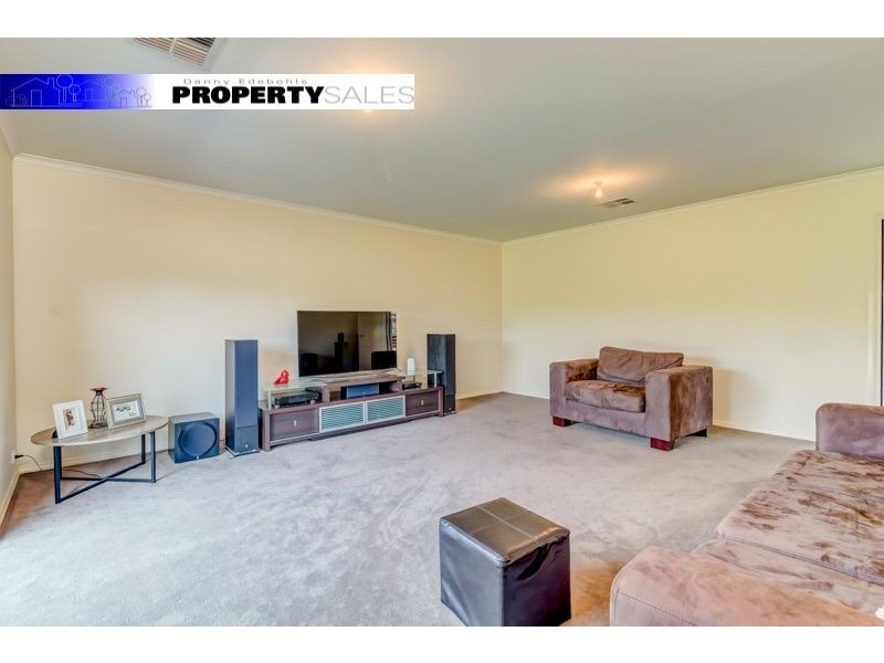 71 Watsons Road, Moe VIC 3825