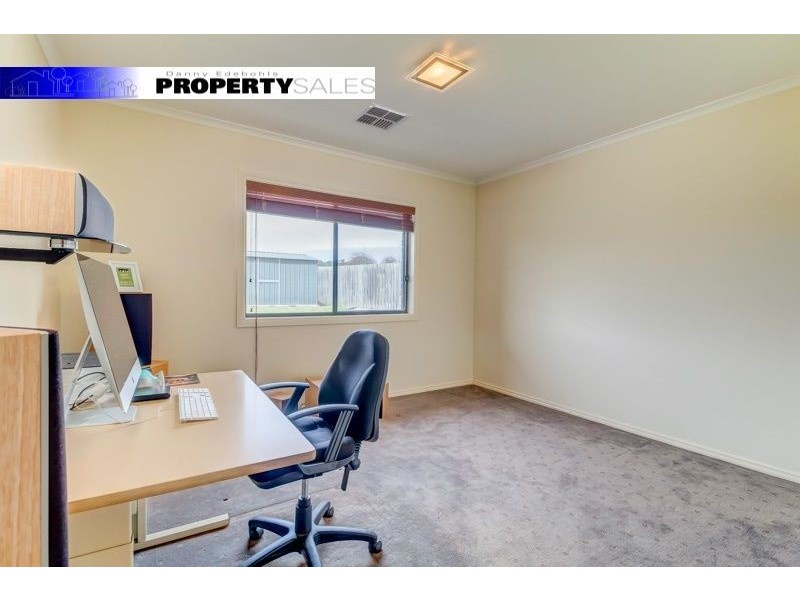 71 Watsons Road, Moe VIC 3825