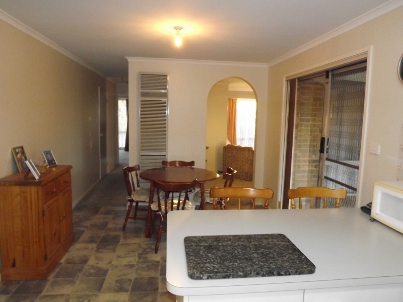 73 Coalville Road, Moe VIC 3825