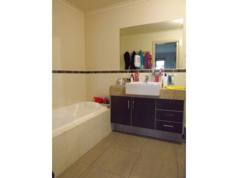 3/37 Monash Road, Newborough VIC 3825
