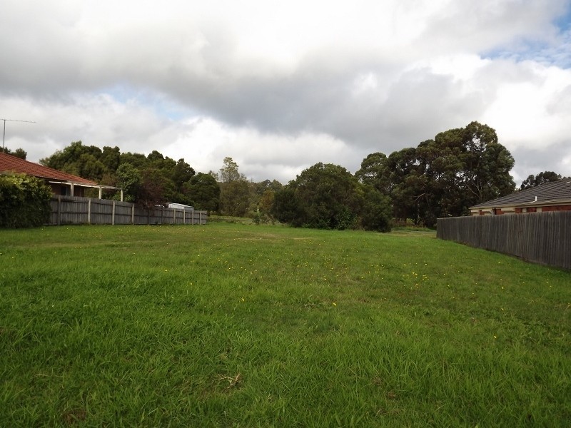 3 Fern Close, Newborough VIC 3825