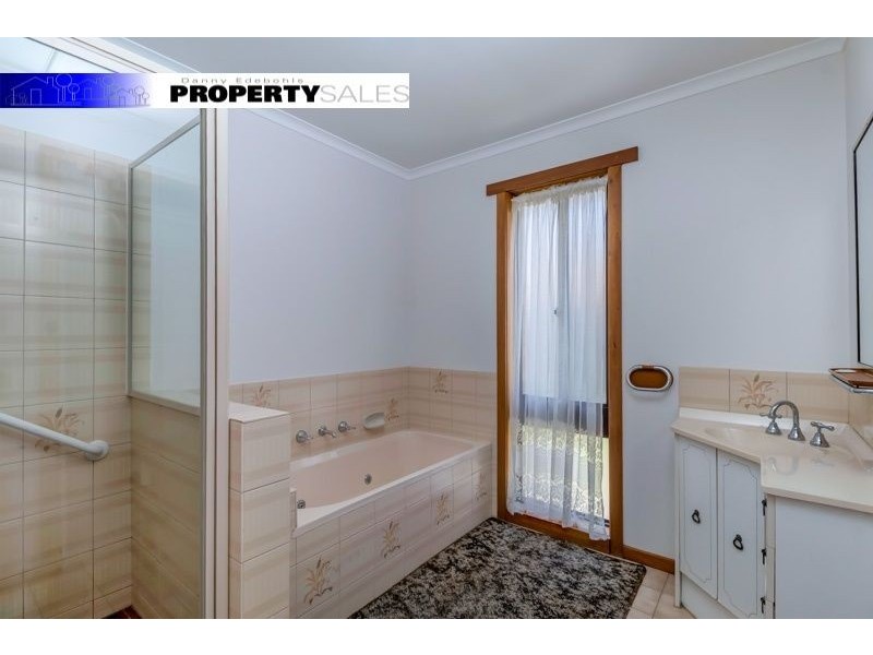 2/4-5 Baxter Court, Moe VIC 3825