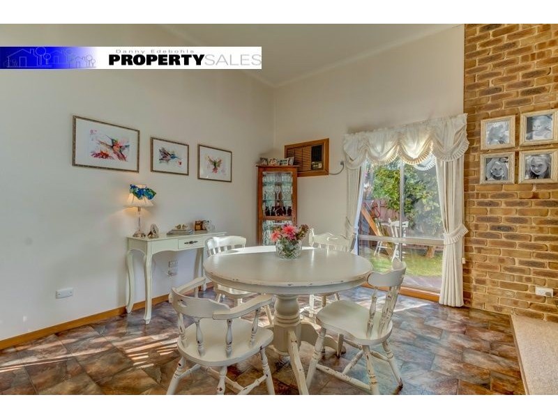 5 Furnell Street, Newborough VIC 3825