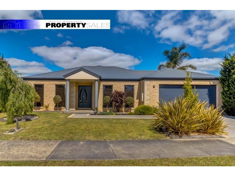 4 Shelton Street, Newborough VIC 3825