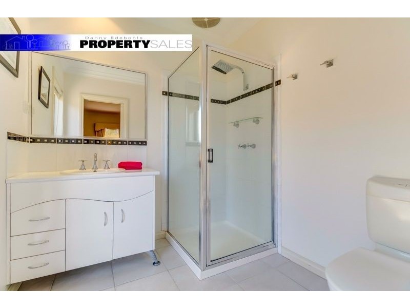 4 Shelton Street, Newborough VIC 3825