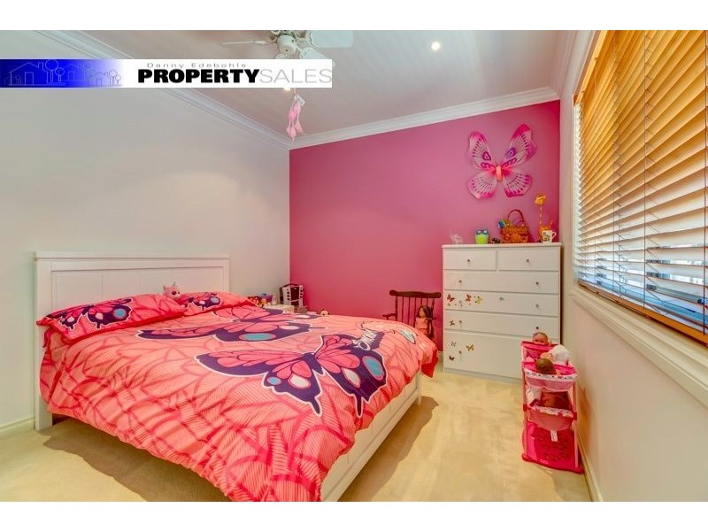 4 Shelton Street, Newborough VIC 3825