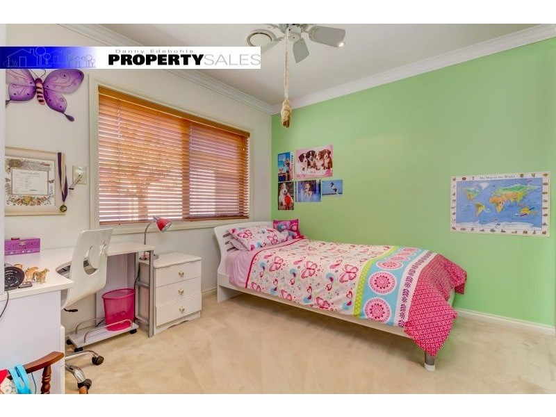 4 Shelton Street, Newborough VIC 3825