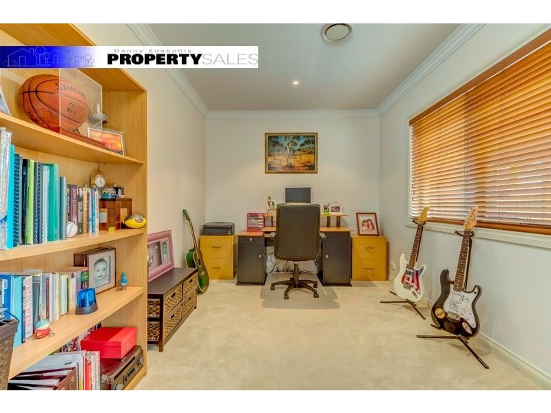 4 Shelton Street, Newborough VIC 3825