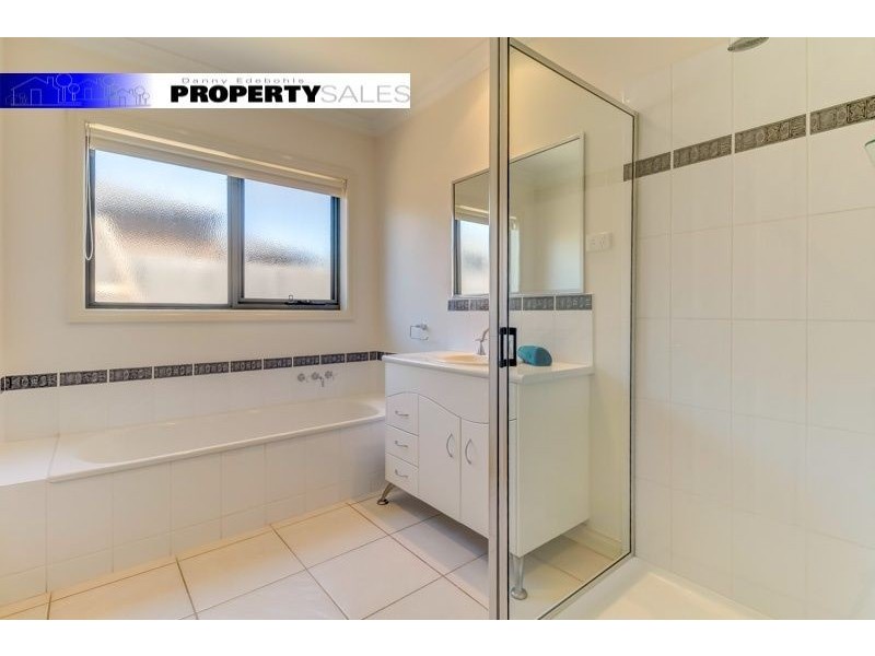 4 Shelton Street, Newborough VIC 3825