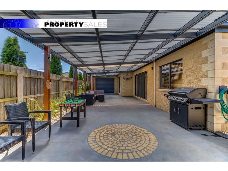 4 Shelton Street, Newborough VIC 3825