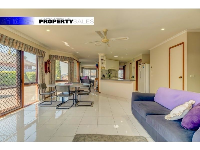 64 Coalville Road, Moe VIC 3825