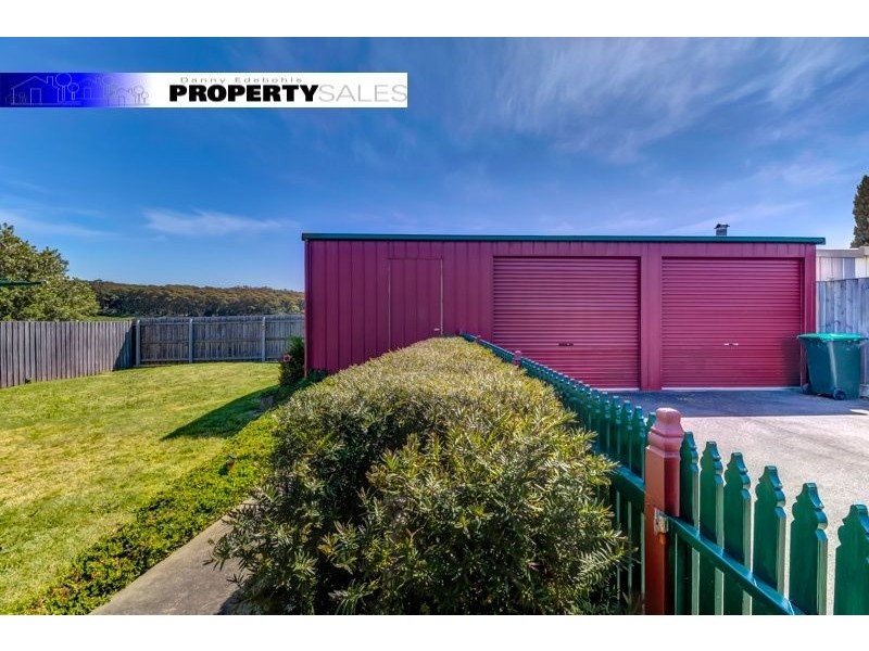 64 Coalville Road, Moe VIC 3825