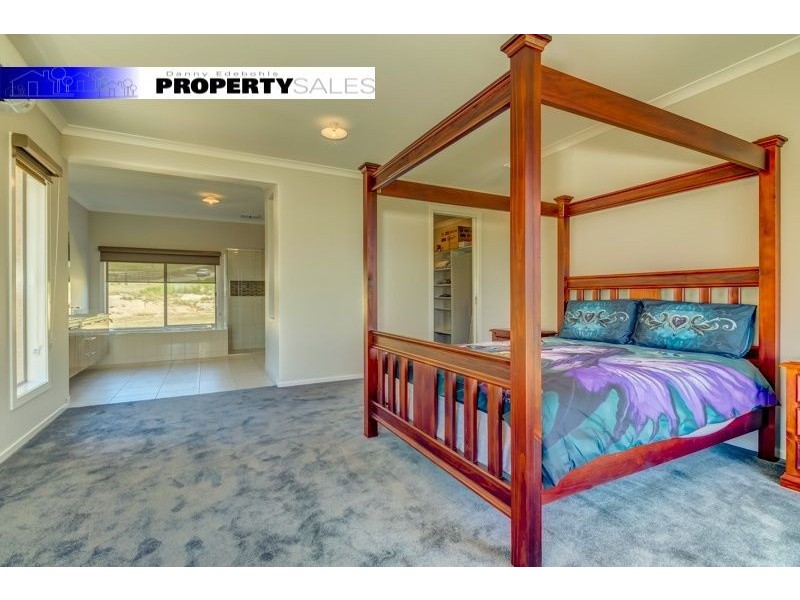 305 (Lot 1) Mountain Glen Drive, Trafalgar East VIC 3824