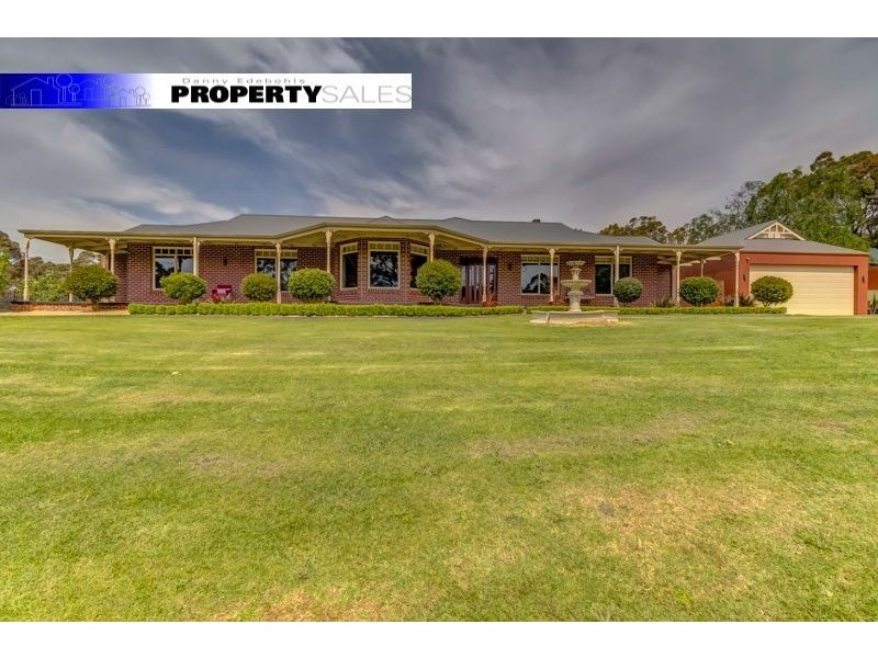 102 Borrmans Street, Moe South VIC 3825