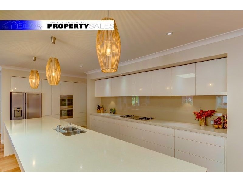 102 Borrmans Street, Moe South VIC 3825