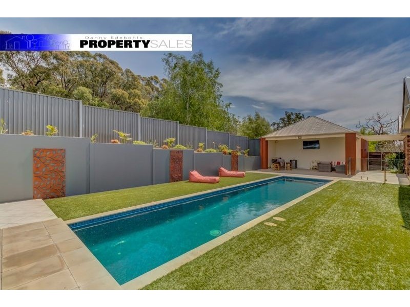 102 Borrmans Street, Moe South VIC 3825