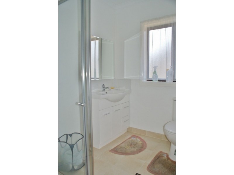 5 Johnson Street, Moe VIC 3825