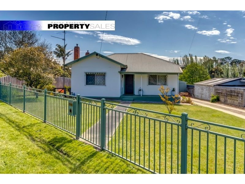 10 Coalville Road, Moe VIC 3825