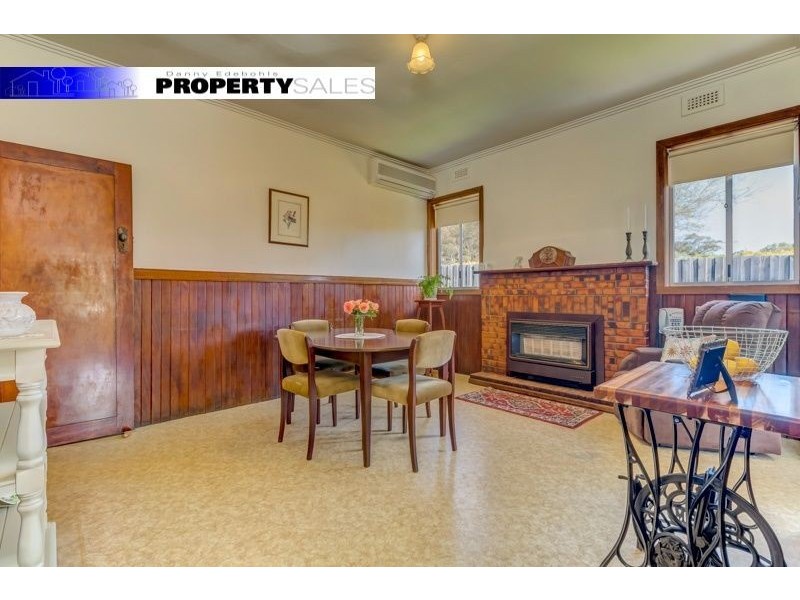 10 Coalville Road, Moe VIC 3825