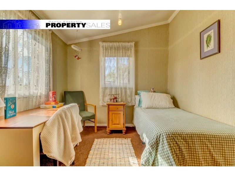 10 Coalville Road, Moe VIC 3825