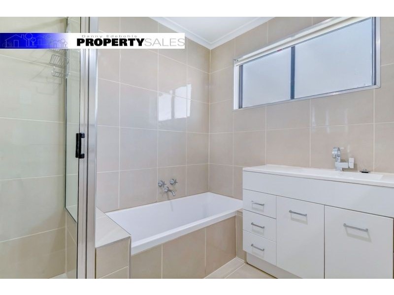 17 Hawker Street, Moe VIC 3825