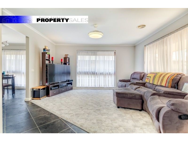 2 Moffat Street, Moe VIC 3825