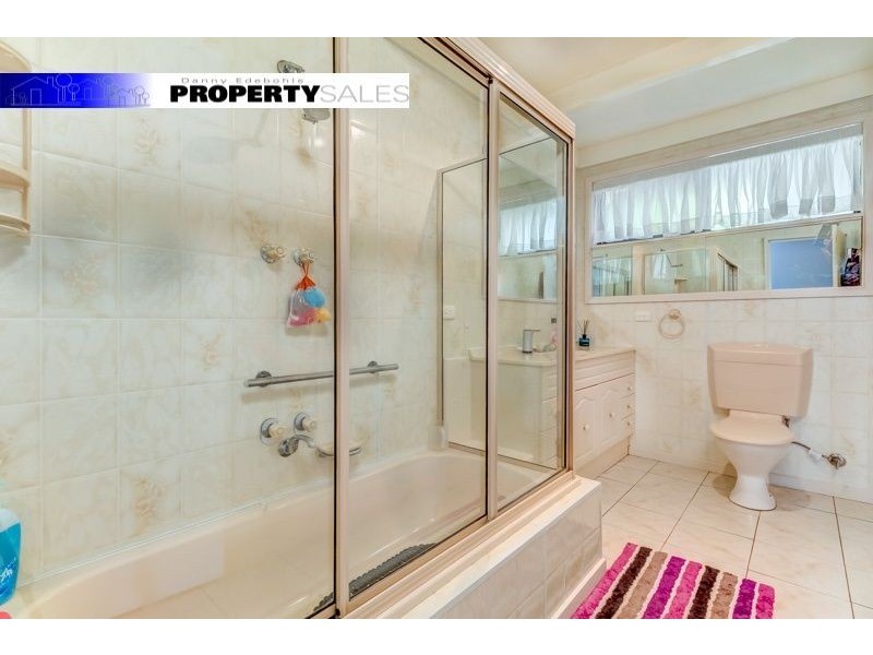 2 Moffat Street, Moe VIC 3825