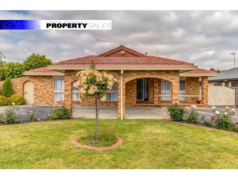 2 Moffat Street, Moe VIC 3825