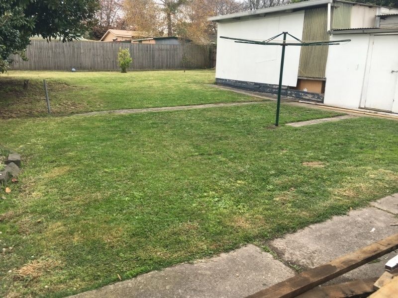 12 Hallston Street, Newborough VIC 3825