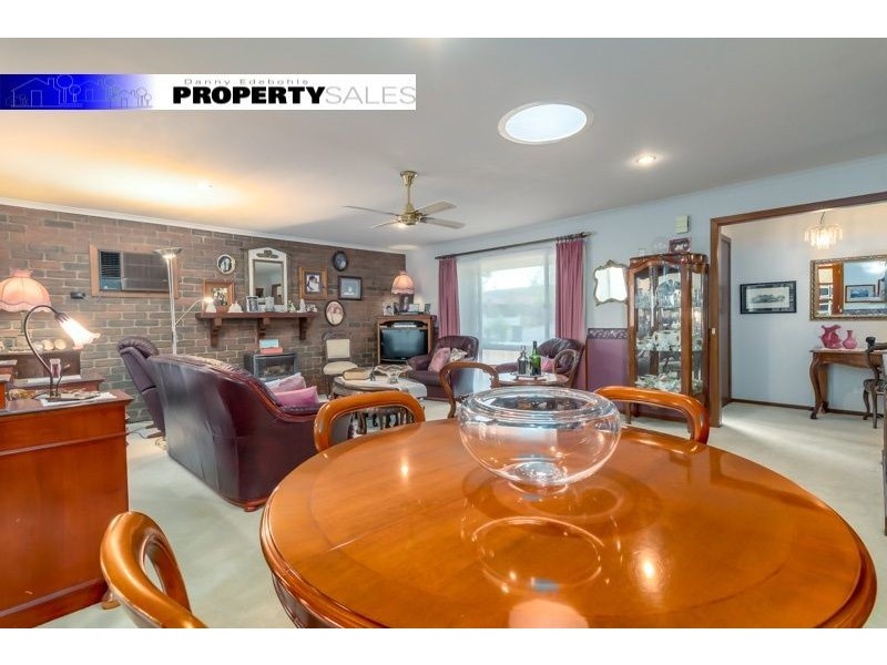 17 Cross Street, Trafalgar VIC 3824