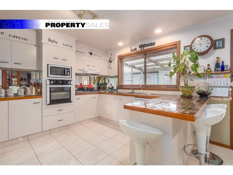 17 Cross Street, Trafalgar VIC 3824