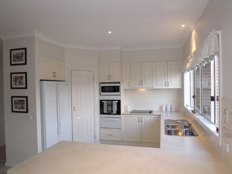 19  Montane Boulevard, Newborough VIC 3825