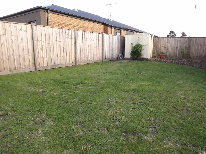 19  Montane Boulevard, Newborough VIC 3825